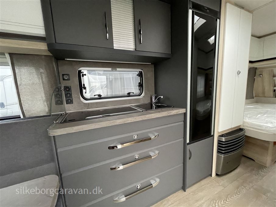 Hobby De Luxe 540 UL